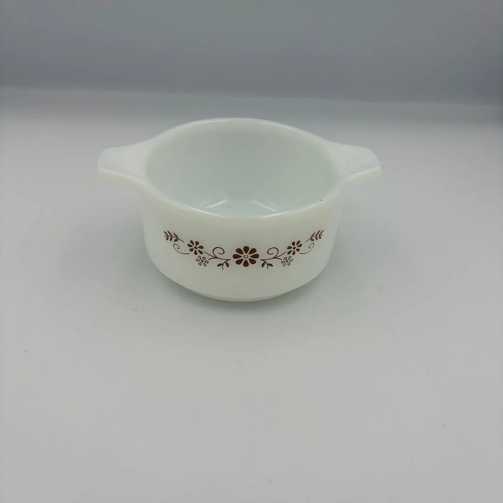 Pyrorey Brown Floral Milk‎ Glass Small Round Casserole Dish